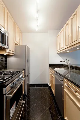 Rented by Mirador Real Estate | media 31