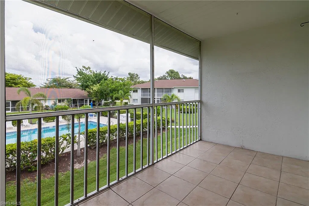 3 bed, 2.0 bath, 1180 sqft, $1,800 — Photo 4