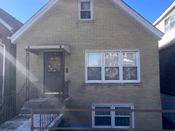 3028 S Haynes Ct, Chicago, IL 60608