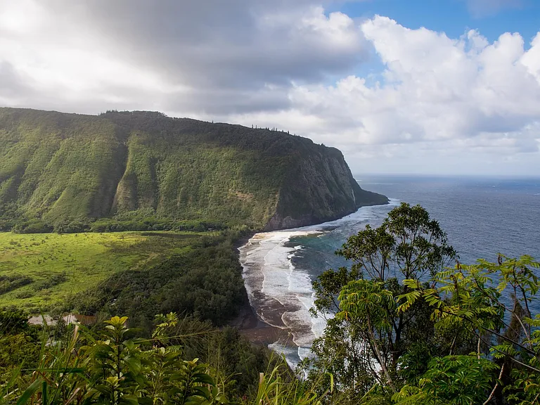 Waipio Valley, 10 min drive from house