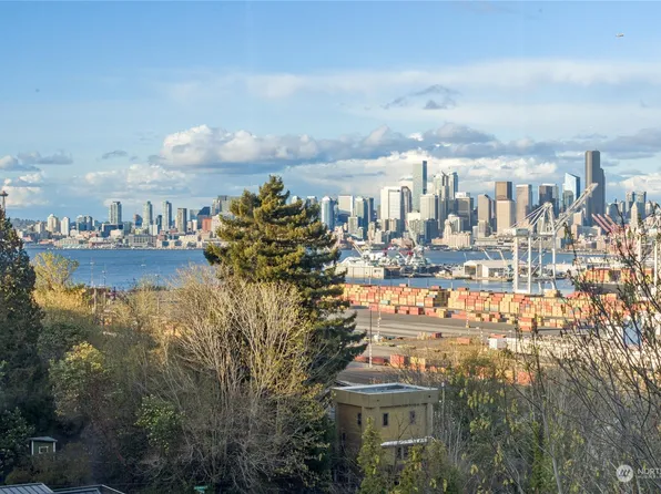 3706 33rd Avenue SW, Seattle, WA 98126