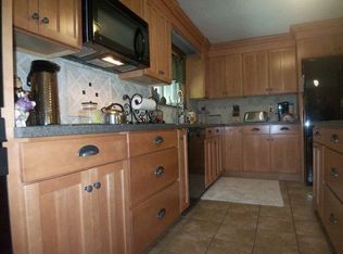 2 Farmwood Dr, Prospect, CT 06712