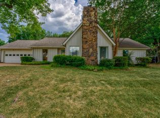 8029 Cross Village Dr, Germantown, TN 38138