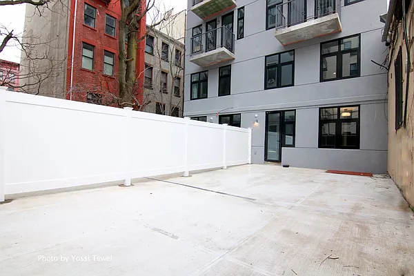 Rented by Compass | media 15