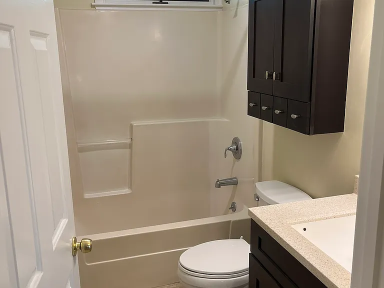 143 Village Heights Rd #24 — Photo 8