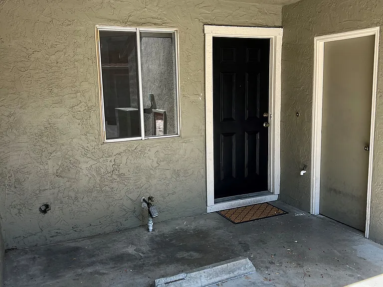 4861 Mintwood Ct — Photo 24