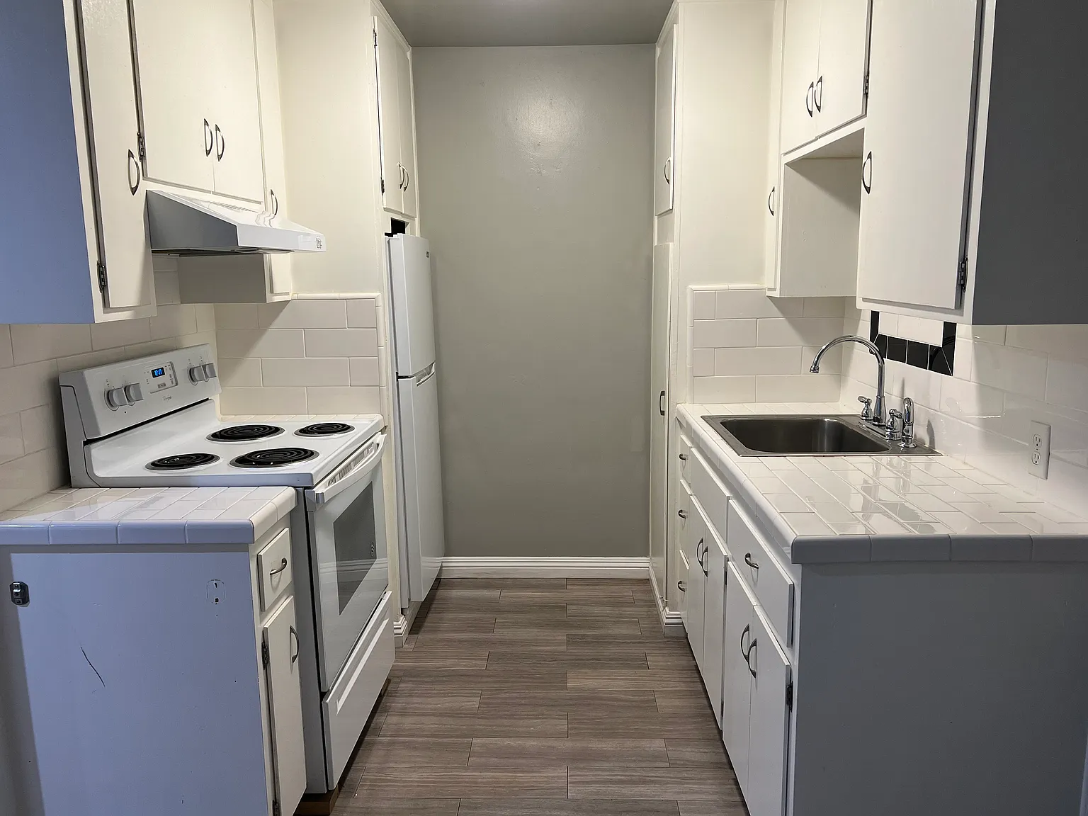 1 bed, $1,095 — Photo 4