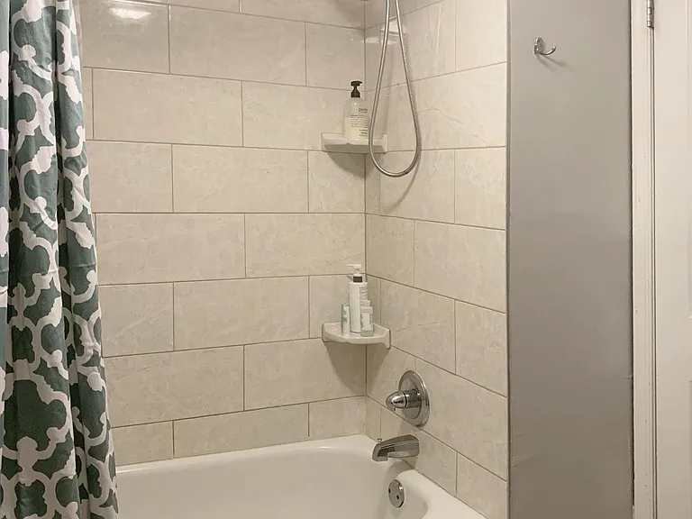 1139 Rodman St — Photo 17
