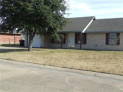 708 Rhonda St, Italy, TX, 76651