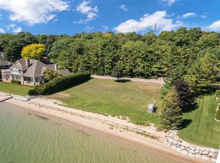 142 C And O Club Dr, Charlevoix, MI 49720