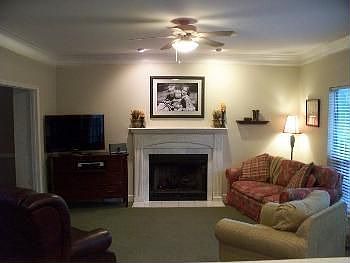 2nd image of 4915 Meadow Trace Ln