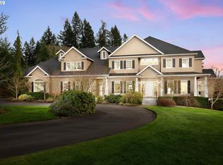 16710 S Kraeft Rd, Oregon City, OR 97045