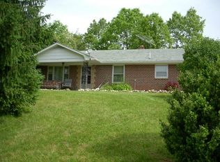 293 Huckleberry Ridge Rd NE, Floyd, VA 24091