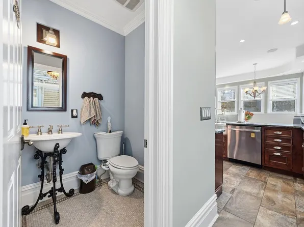 99 Bentley Avenue image 25 of 50