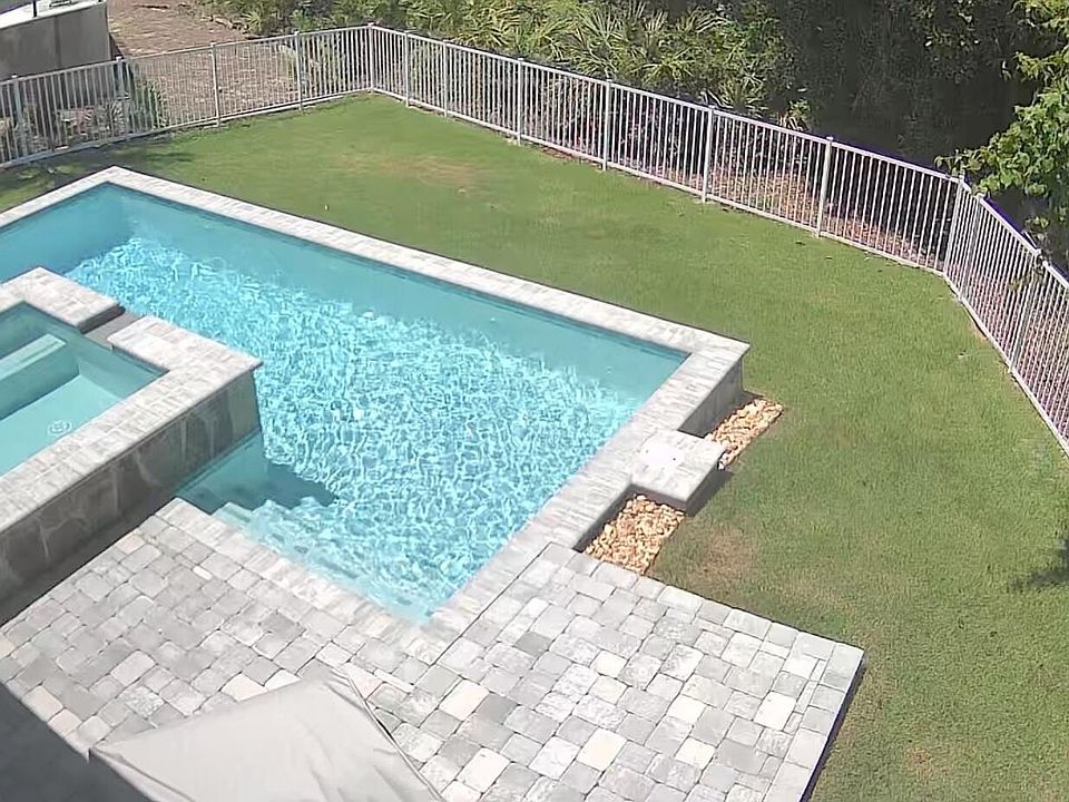 2nd image of 135 Gulf Winds Way