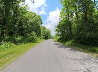 Whalesback Rd, Red hook, NY 12571