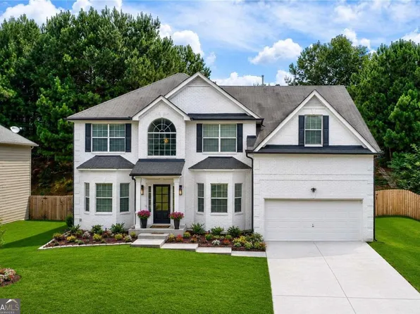 137 Farm Valley Dr, Canton, GA 30115