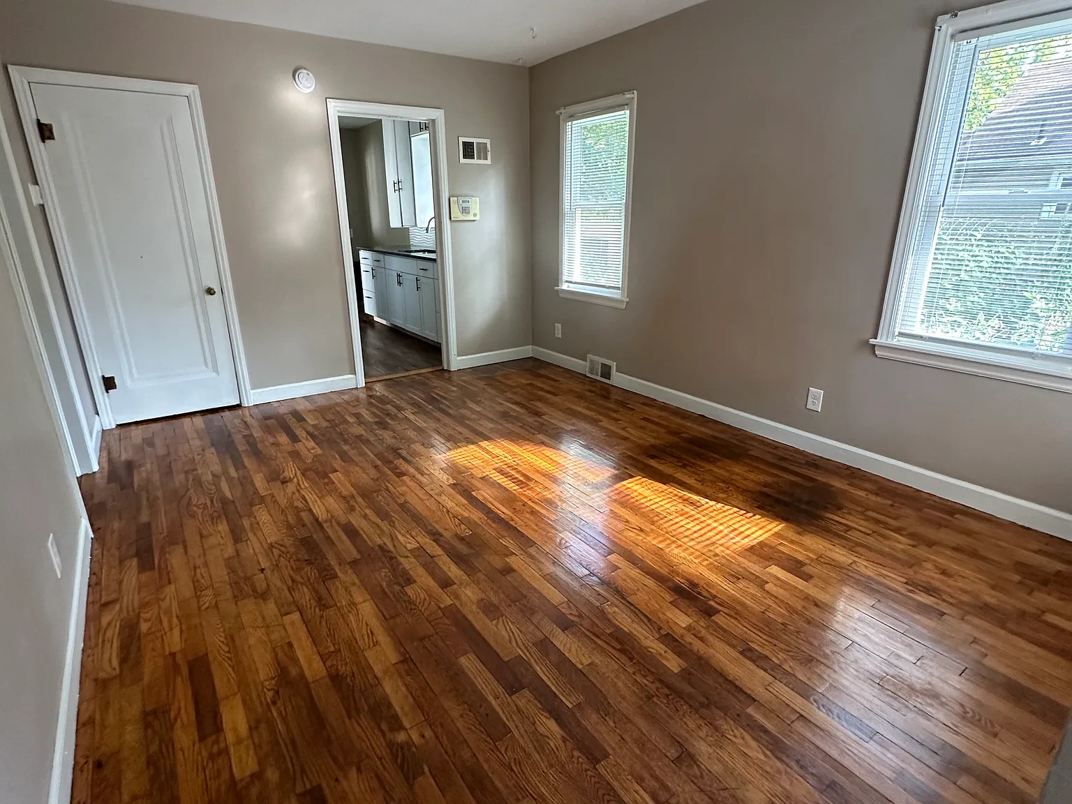 2 bed, 855 sqft, $1,250 — Photo 4