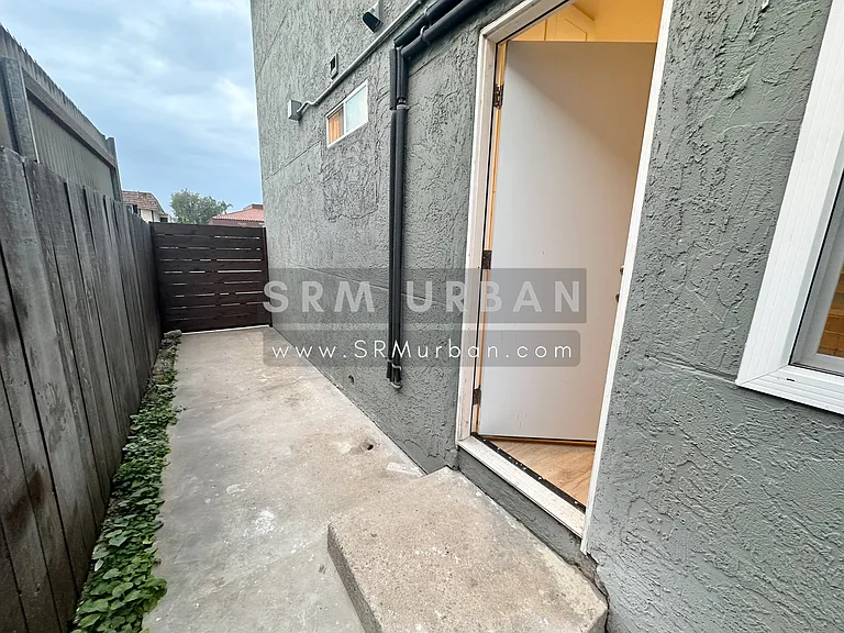 3841 Marlborough Ave — Photo 8