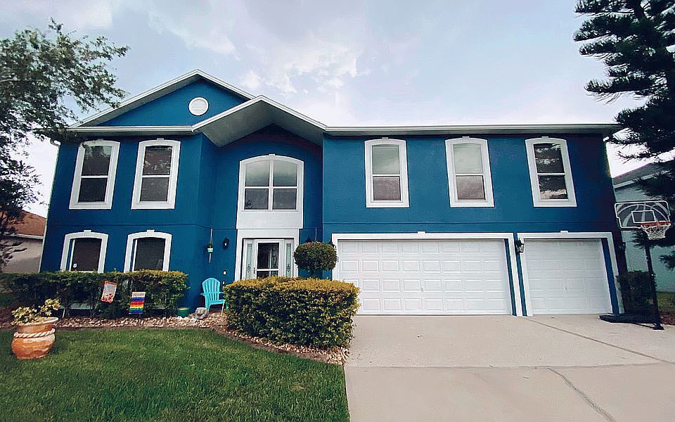 1st image of 220 Timbercreek Pines Cir