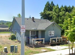 4361 Kalmia St, Springfield, OR 97478