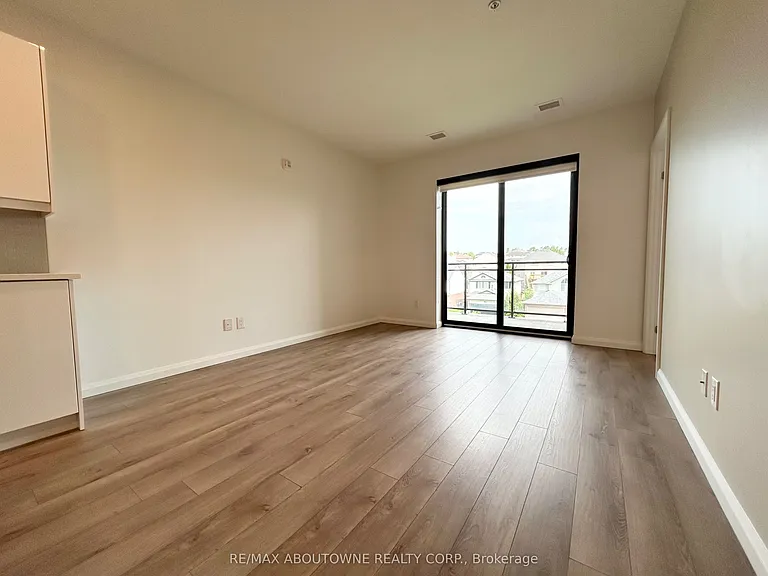 144 Watson Rd N #407 — Photo 10