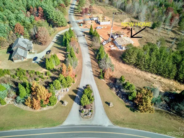 1018 Hawksbill Dr, Morganton, NC 28655