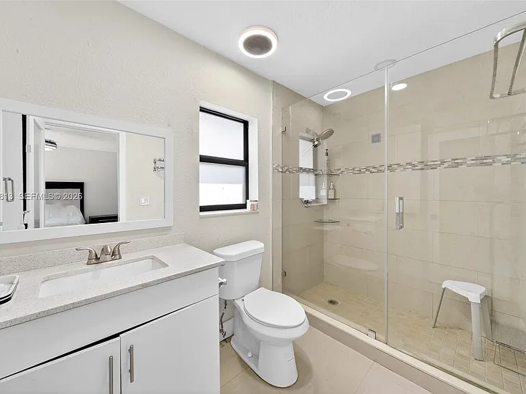 11951 SW 120th Ter — Photo 21