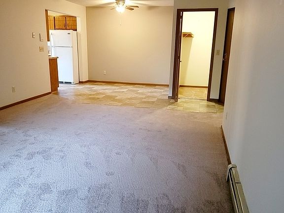 5th image of 2052 15th St N APT 7