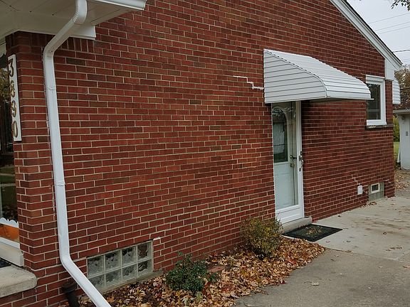 3rd image of 3890 Norwood Dr