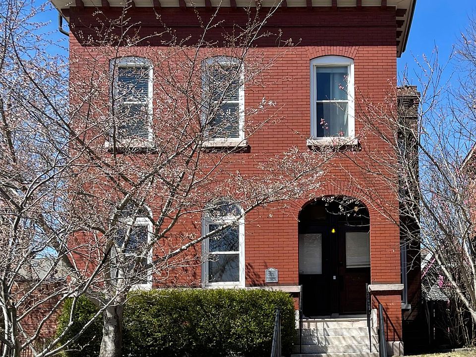 1st image of 2711 Virginia Ave #A