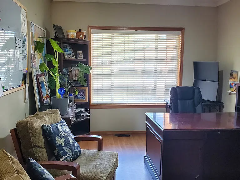 322 W Charlton Ave — Photo 13