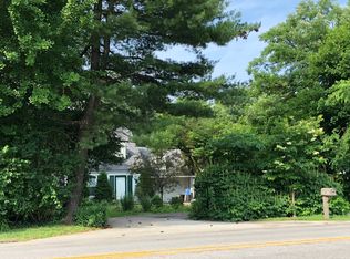 28W650 Batavia Rd, Warrenville, IL 60555