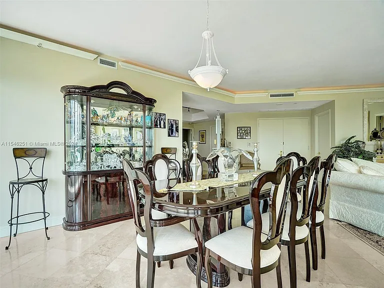 199 Ocean Lane Dr #901 — Photo 21