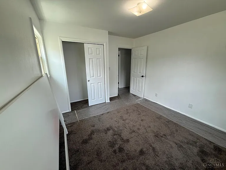 2526 Rochester Ave — Photo 6