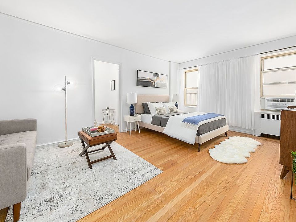 1st image of 75 Bank St APT 5B