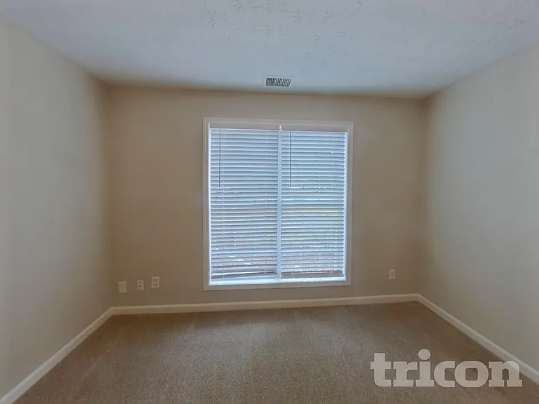 4298 Abram Dr — Photo 11