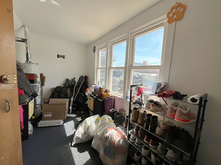 2541 W Cortland St #3 — Photo 10