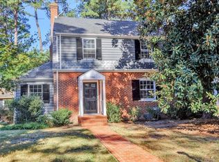 906 Pine Ridge Rd, Richmond, VA 23226