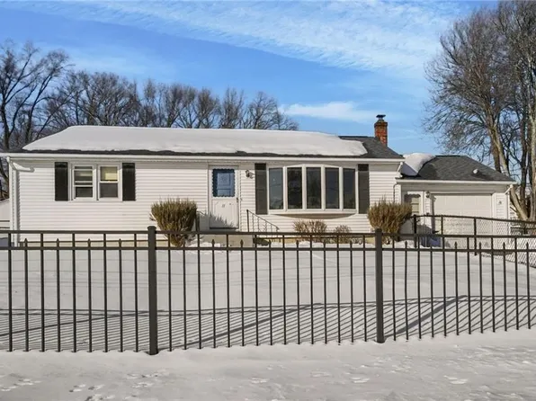 11 Wood St, West Warwick, RI 02893