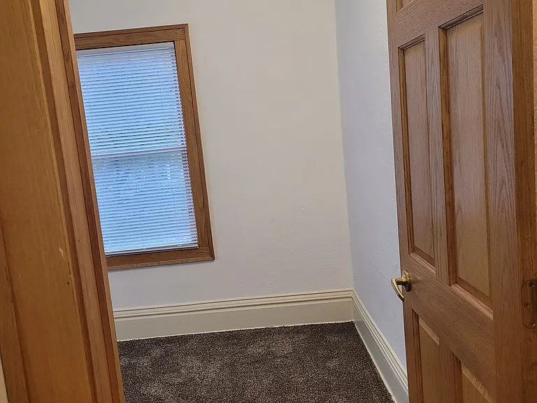 1st bedroom