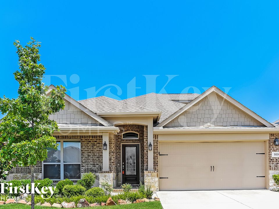 1st image of 323 Eden Dr