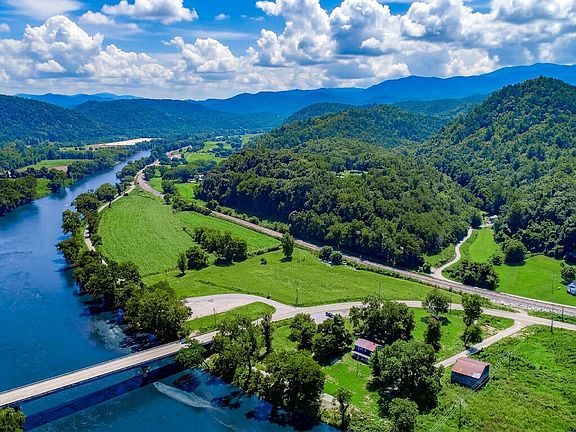 5th image of 151 Highway 107 S