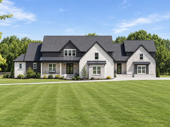3340 Midland Acres Dr, Bell Buckle, TN 37020