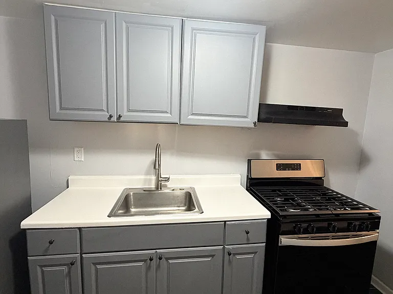 2709 Blaisdell Ave #14 — Photo 6