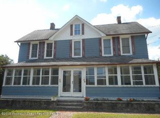 28 Pine St, Lakewood, NJ