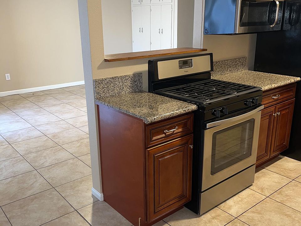 1st image of 375 W Vernon Dr #B