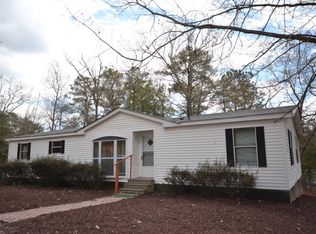 202 Taylors Beach Rd, Reedville, VA 22539