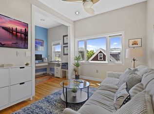 522 E 8th St #3, South Boston, MA 02127