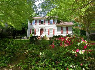 1105 Fallen Oak Dr, Apex, NC 27502